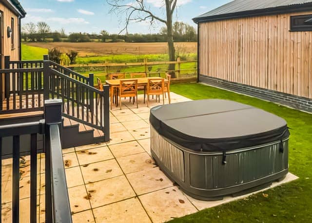 Oak Lodge VIP - The Woods at Herons Mead, Orby