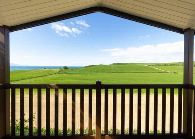 Cumbrae Premier Holiday Home - Heads of Ayr Holiday Park, Ayr