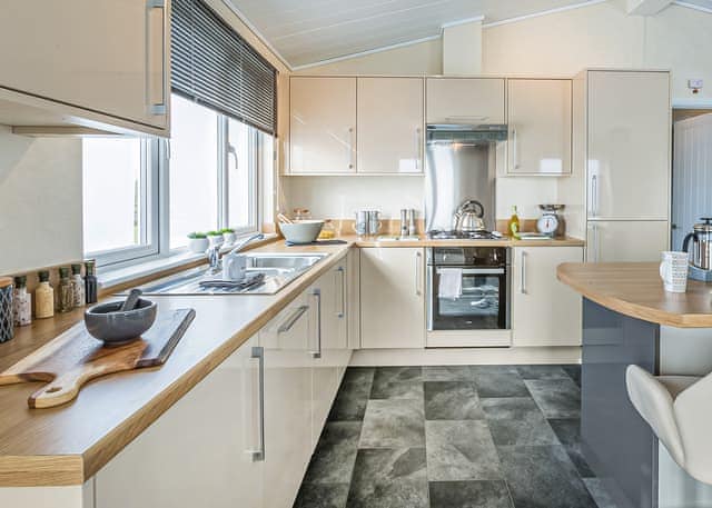 Chestnut Lodge - King&rsquo;s Lynn Holiday Park , King&rsquo;s Lynn