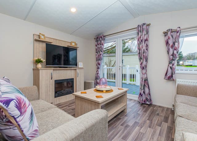Sycamore Premier (Pet) - Lady’s Mile Holiday Park, Dawlish