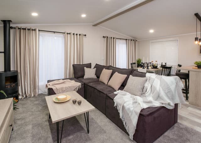 All imagery shown is a representation only. Style, decor and exact views vary by lodge | Valley Park View 3 bed with Hot Tub (sleeps 6) - Lakeview Manor Lodges, Dunkeswell, Honiton