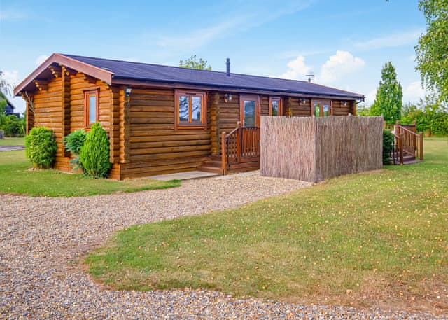 Sunrise VIP - Laxfield Lodges, Laxfield, Nr Woodbridge