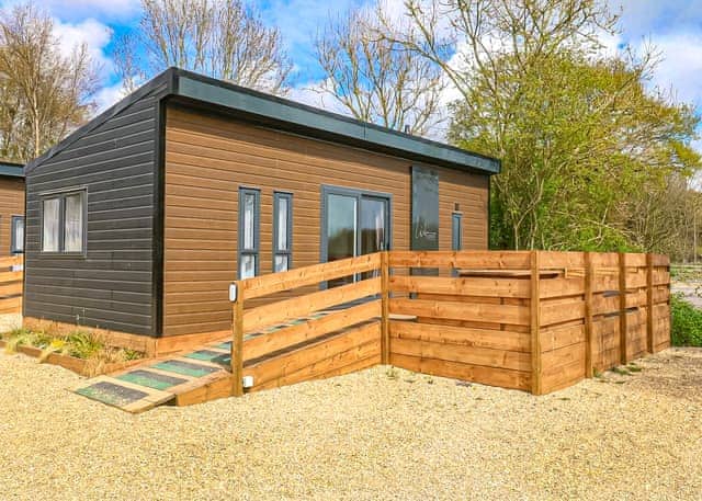 LE 2Liv Lodge - Little Eden Country Park, Bridlington