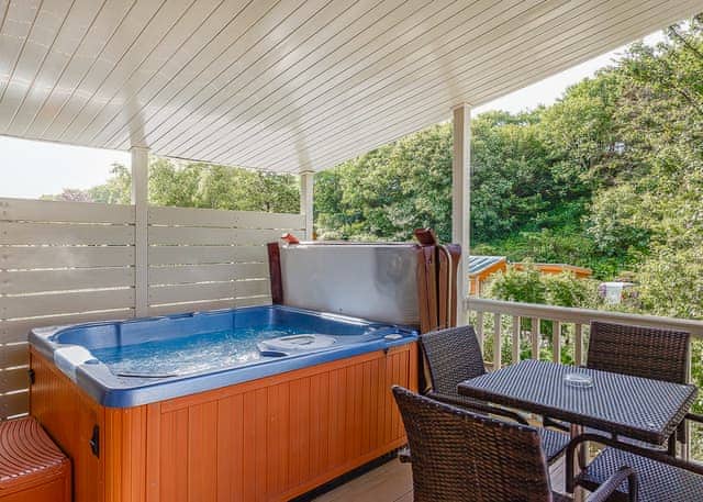 Chapel Rock Spa (Pet) 1.0 - Leycroft Valley, Perranporth