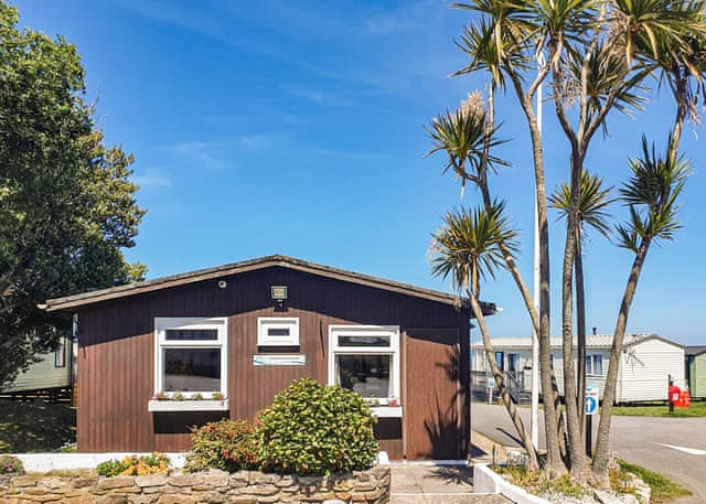 Seabreeze Bungalow - Liskey Hill Holiday Park, Perranporth