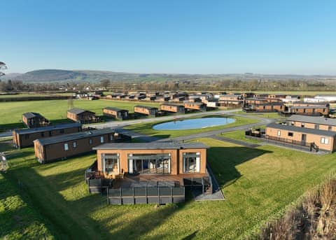 Maesmawr Farm Resort, Caersws, Nr Newtown