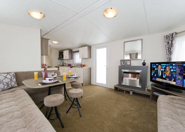 Gold 4 Plus, Accessible Holiday Home - Marine Holiday Park, Rhyl