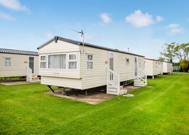 Bronze 3 Plus - Marine Holiday Park, Rhyl