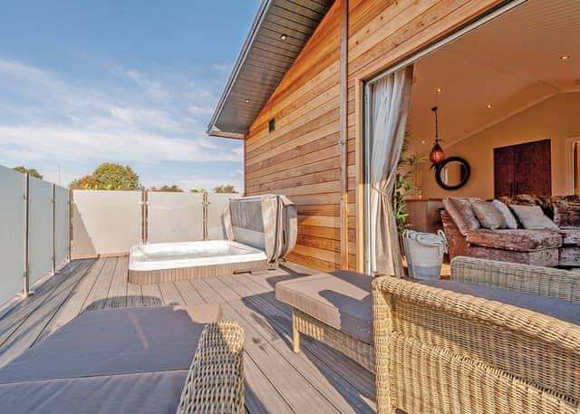The Woodbridge - Meadow Lodges Woodbridge, Bredfield, Woodbridge