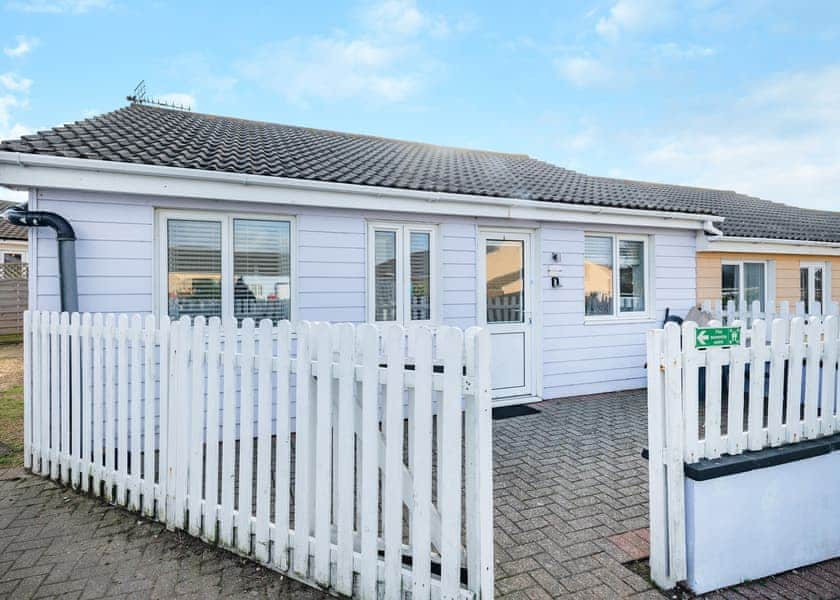 2 Bed Bungalow (2 Doubles)  - Mundesley Holiday Village, Mundesley