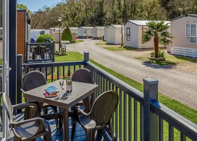 Kingfisher Studio Pod - Notter Bridge Holiday Park, Notter Bridge, Saltash