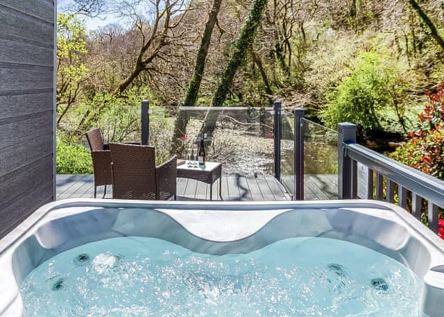 Riverside Retreat - Notter Bridge Holiday Park, Notter Bridge, Saltash