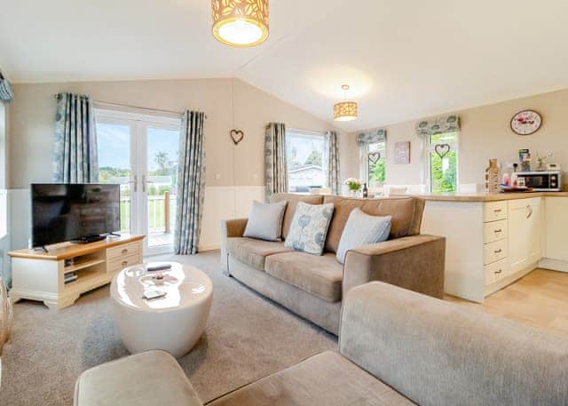 Mead One - Otters Mead Boutique Lodges, Beetley, Dereham