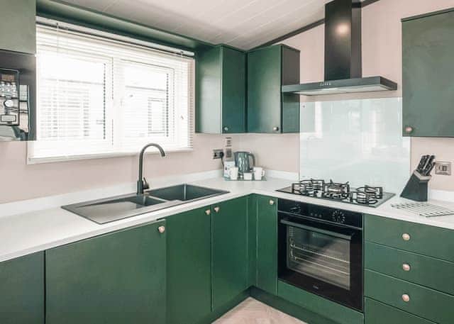Premium 2 Bed (Pet)  - Padstow Holiday Village, Padstow