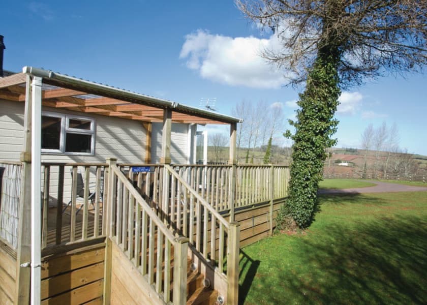 Country Lodge Six