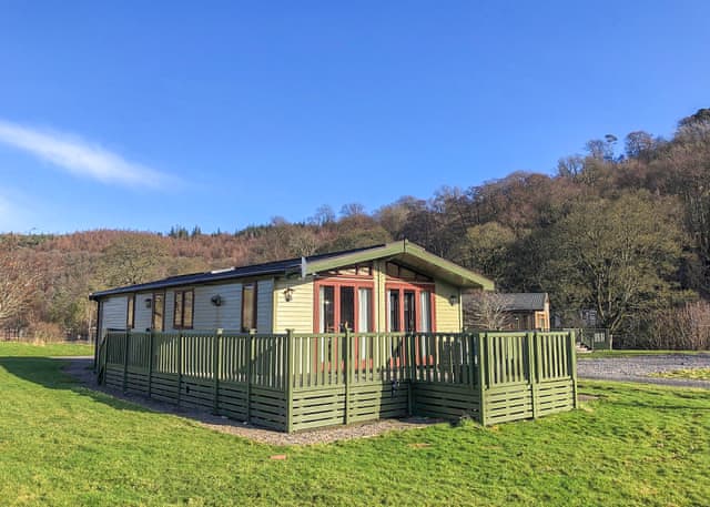 Staward Lodge - Parmontley Hall Lodges, Whitfield, Hexham