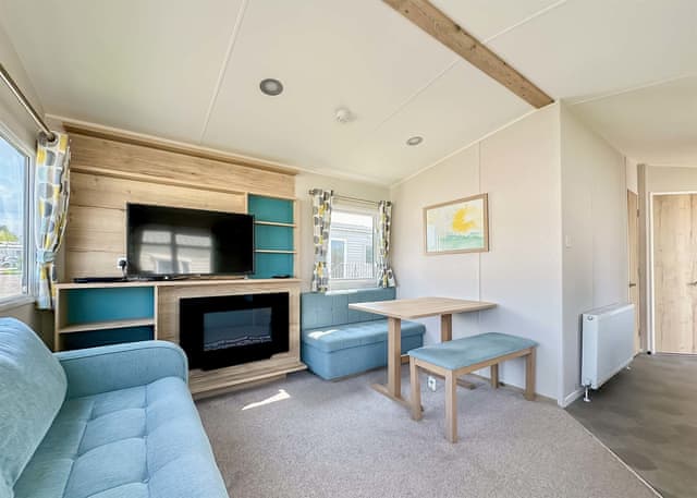 Super Deluxe - Pencnwc Holiday Park, Nr New Quay, Cardiganshire