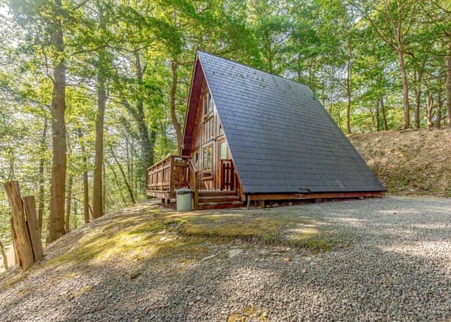 Alpine - Penllwyn Lodges, Garthmyl, Montgomery