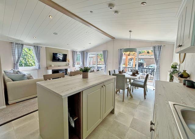 Tryweryn - Pen-y-Garth Lodges, Bala,