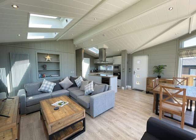 Glass House Lodge - Primley Meadow, Paignton