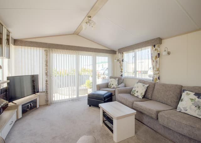 Platinum 2 Caravan with Decking - Pentire Coastal Holiday Park, Bude
