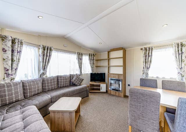 Purn Gold 6 WF - Riverside Holiday Village, Bleadon, Weston-Super-Mare