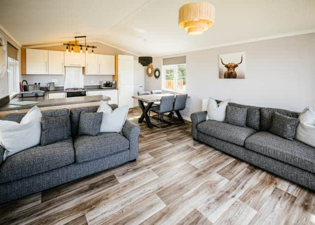 Woodland View Lodge - Ream Hills Holiday Park, Weeton, Fylde Coast