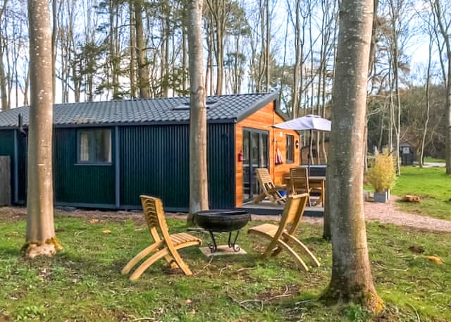 Seven - Riverside Cabins, Shrewsbury