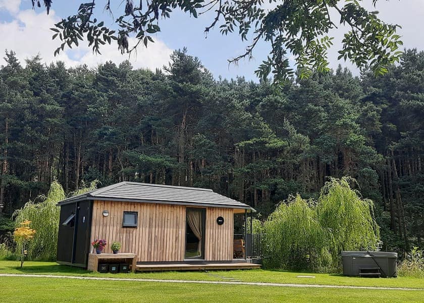 Milo - Riverside Cabins, Shrewsbury