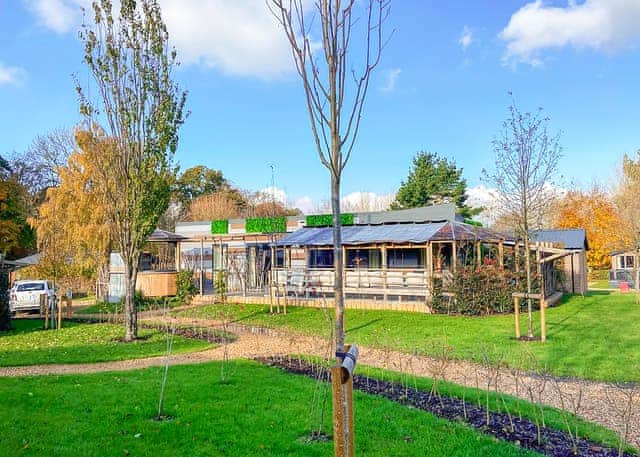 Exclusive Knightwood Hot Tub 8 Elec Point Pet - Sandy Balls Holiday Village, Godshill, Fordingbridge