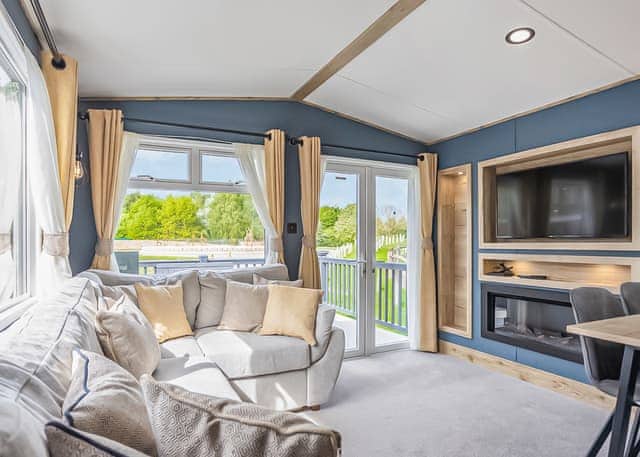 Westwood 6 Berth Accessible Pet - Sandy Balls Holiday Village, Godshill, Fordingbridge