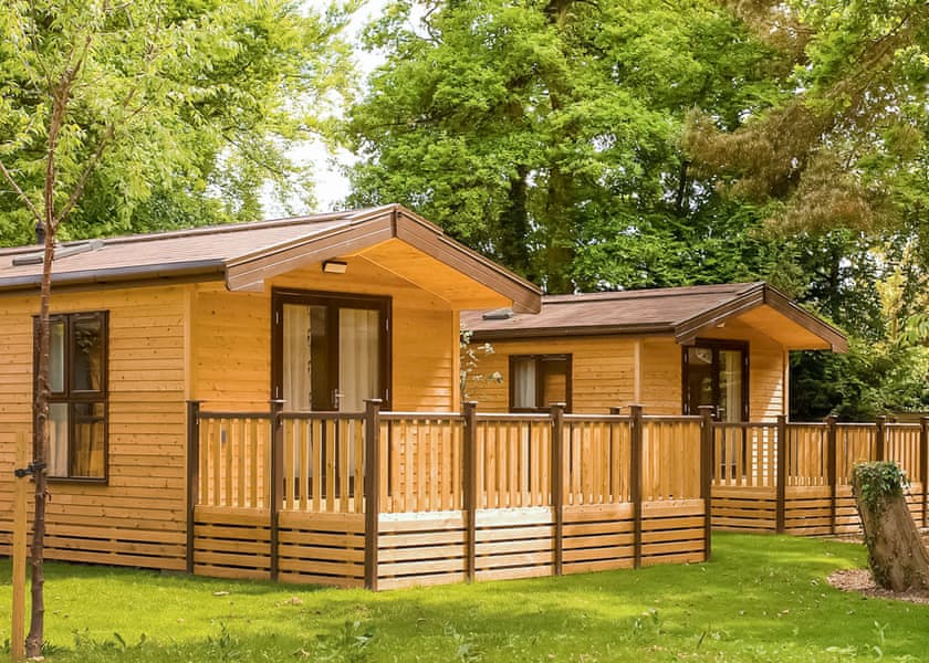 6 Berth Comfort Lodge 3 Bed Pet Free - Sandy Balls Holiday Village, Godshill, Fordingbridge