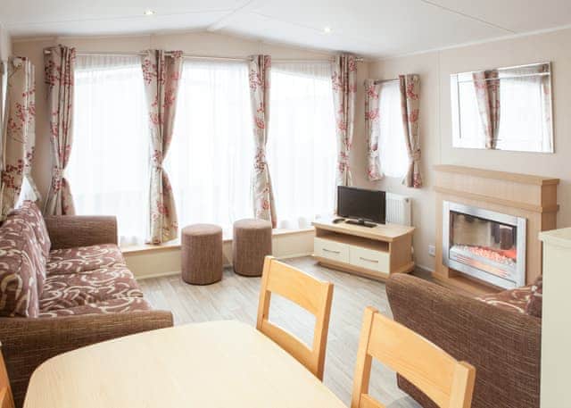 Deluxe Sierra 6 - Searles Leisure Resort, Hunstanton