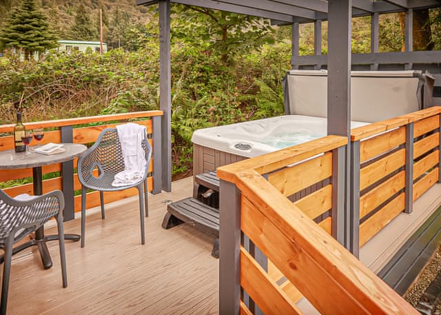 Premier Forest Pod (Pet) - Stratheck Holiday Park, Dunoon