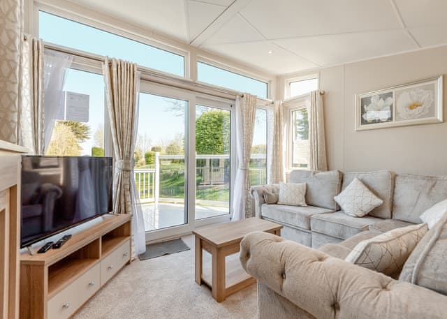 Willow Lodge - Sycamore Farm Park, Burgh Le Marsh