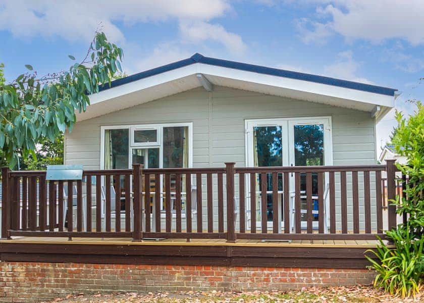 Select Lodge Plus 3 WF - Shorefield Country Park, Milford-on-Sea, Nr Lymington