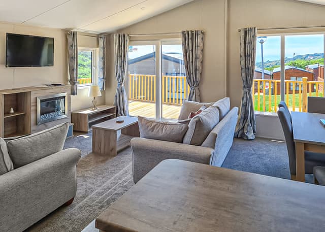 Lakeside 3 Platinum - Shear Barn Holiday Park, Hastings