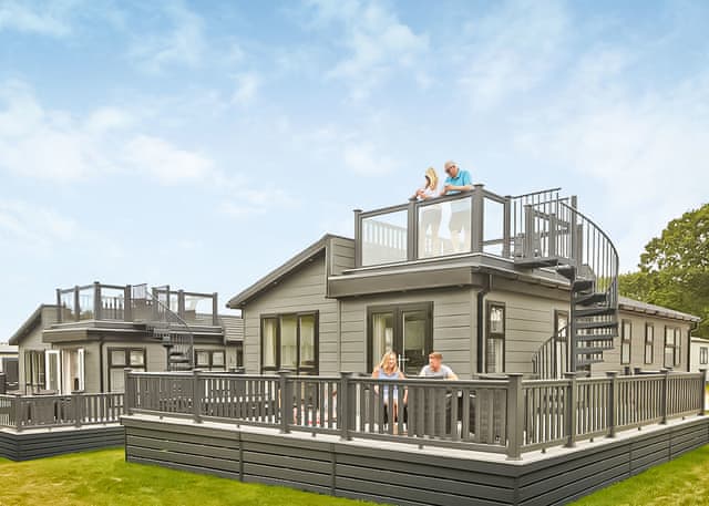 Indulgent 4 Berth Lodge Roof Terrace HT - St Helens Coastal Resort, Ryde