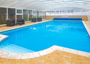 Indoor pool | Sunnyvale Holiday Park, Saundersfoot