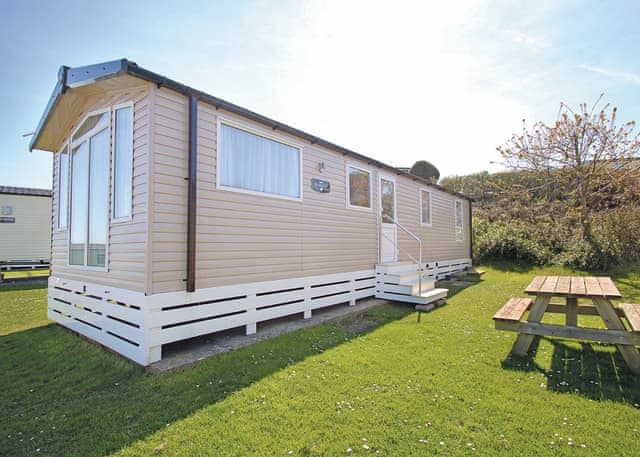 Supreme 3 - Swanage Coastal Park, Swanage