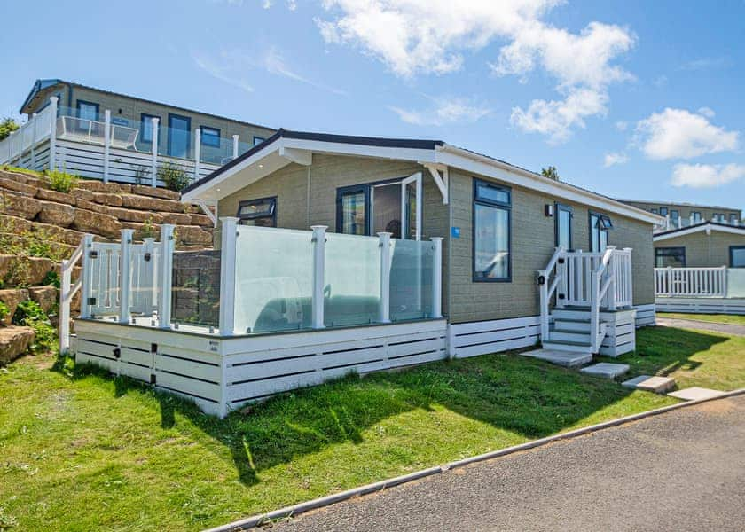 Signature Lodge 2 - Swanage Coastal Park, Swanage