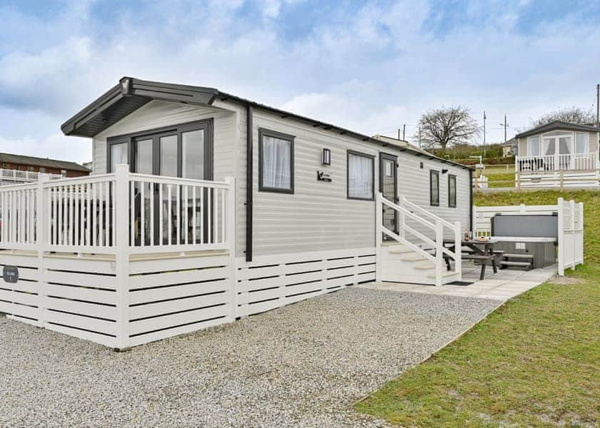 Talland - Tamar View Holiday Park, St Ann&rsquo;s Chapel, Callington