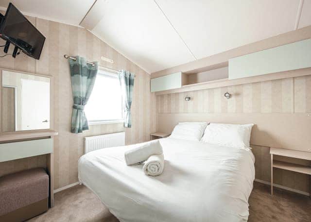 Thorpe Park Signature 3 Front Row/Sea View - Cleethorpes Beach Holiday Park, Cleethorpes 