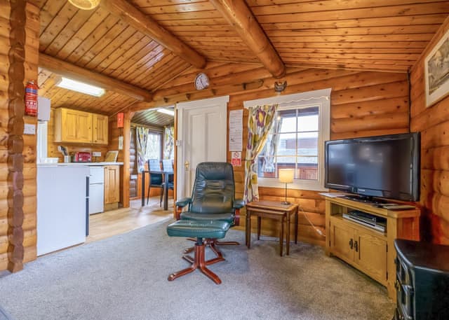 Cabin 103 - Trawsfynydd Leisure Village, Blaenau Ffestiniog