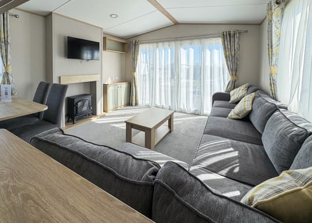 Platinum Caravan - Waldegraves Holiday Park, Colchester