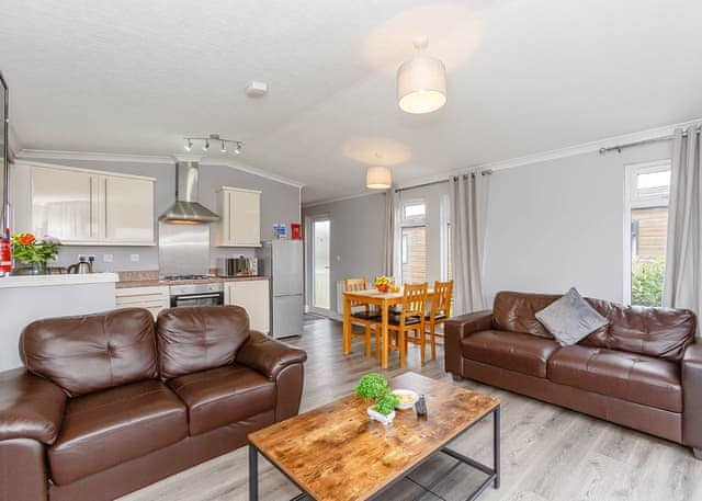 Aspen Spa (Pet), Aspen Spa - Woodland Lakes, Carlton Miniott, Thirsk