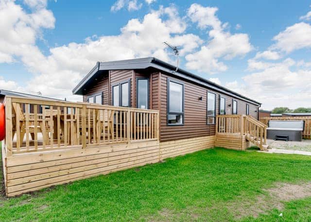 Beech Waterside Spa - Woodland Lakes, Carlton Miniott, Thirsk