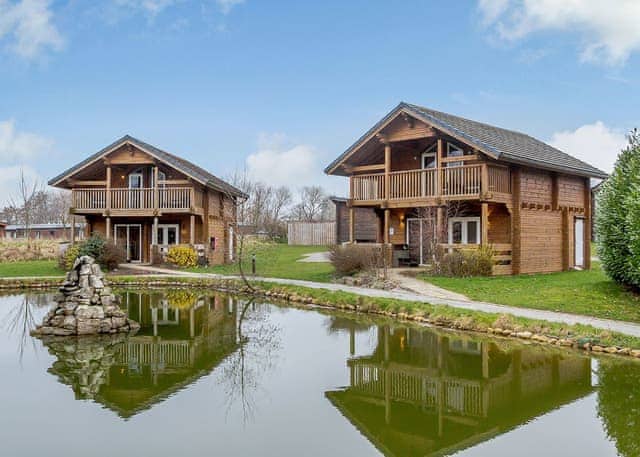 Birch Waterside Spa (Pet) - Woodland Lakes, Carlton Miniott, Thirsk