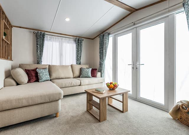 Ellery Waterside Spa - Woodland Lakes, Carlton Miniott, Thirsk