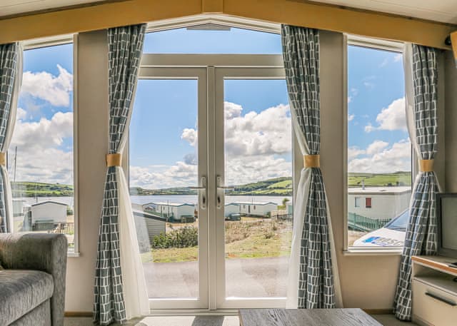 Cedar Outlook - Waters Edge Leisure Park, Cardigan